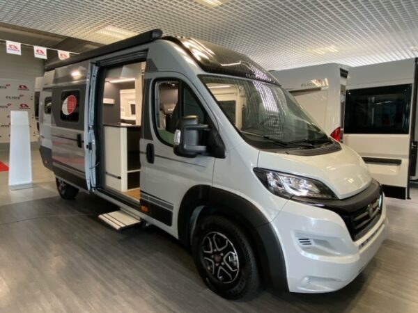 VAN SKYLINE 63 LB