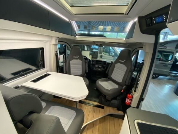 VAN SKYLINE 63 LB – Image 2