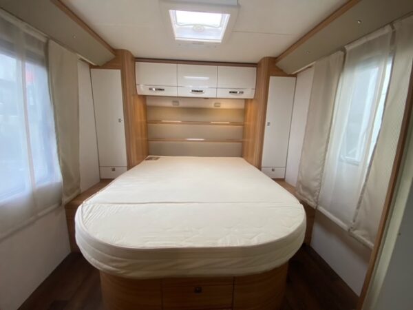 classic i698 – Image 4